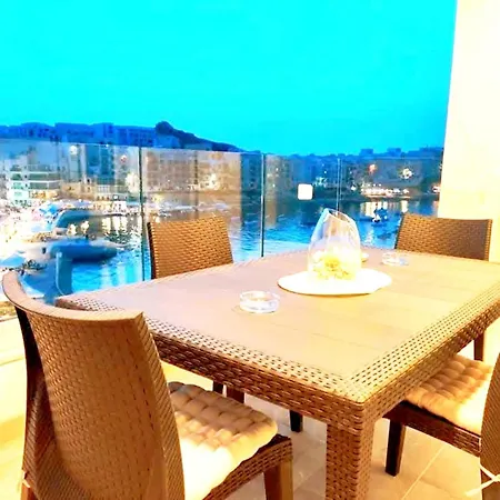 شقة Grandblue Vista Premier Seafront Zebbug (Gozo)