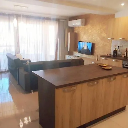 شقة Grandblue Vista Premier Seafront Zebbug (Gozo)