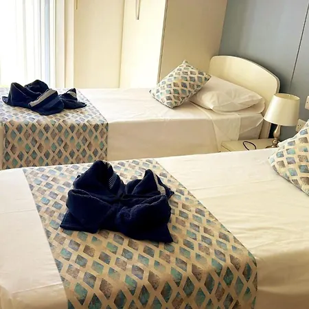 Grandblue Vista Premier Seafront شقة Zebbug (Gozo)