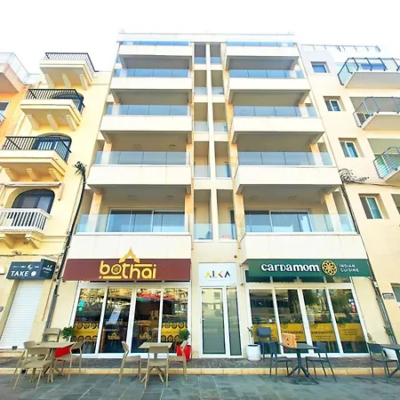 Grandblue Vista Premier Seafront